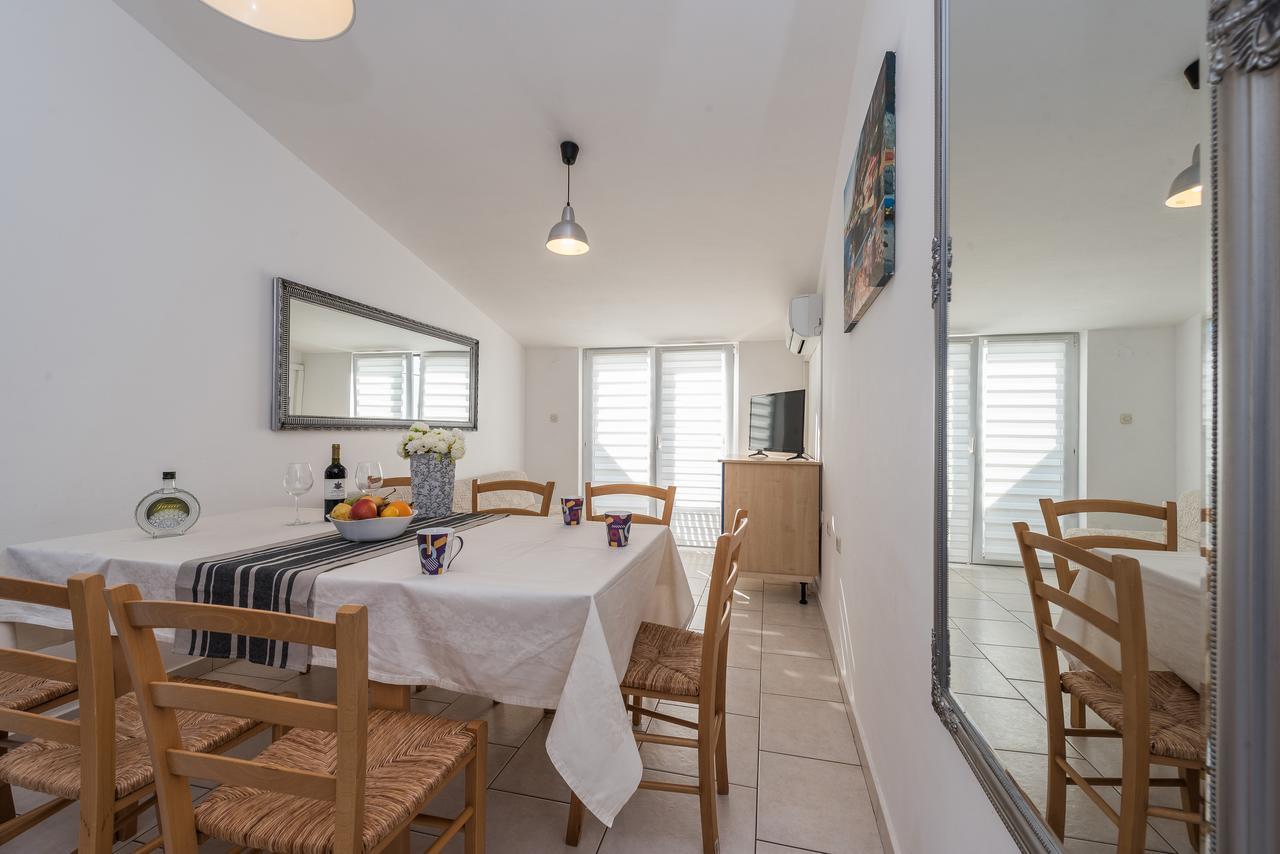 Apartman Jurac Povljana
